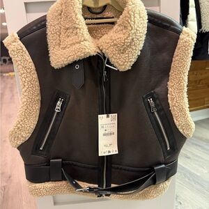 Zara Black Vest with Cream Shearling Trim